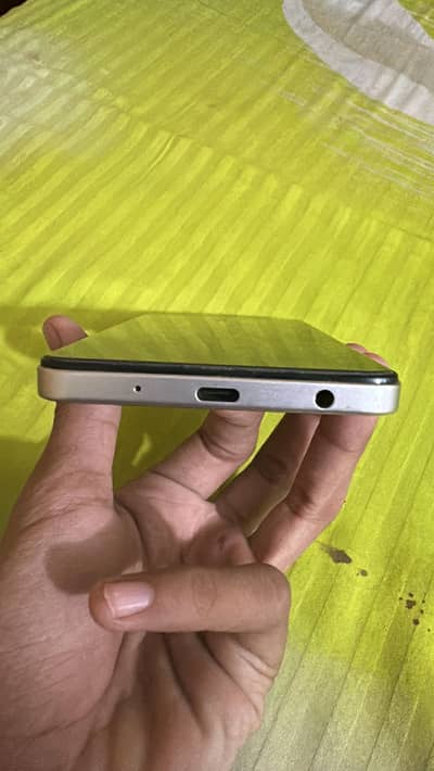 Vivo Y04