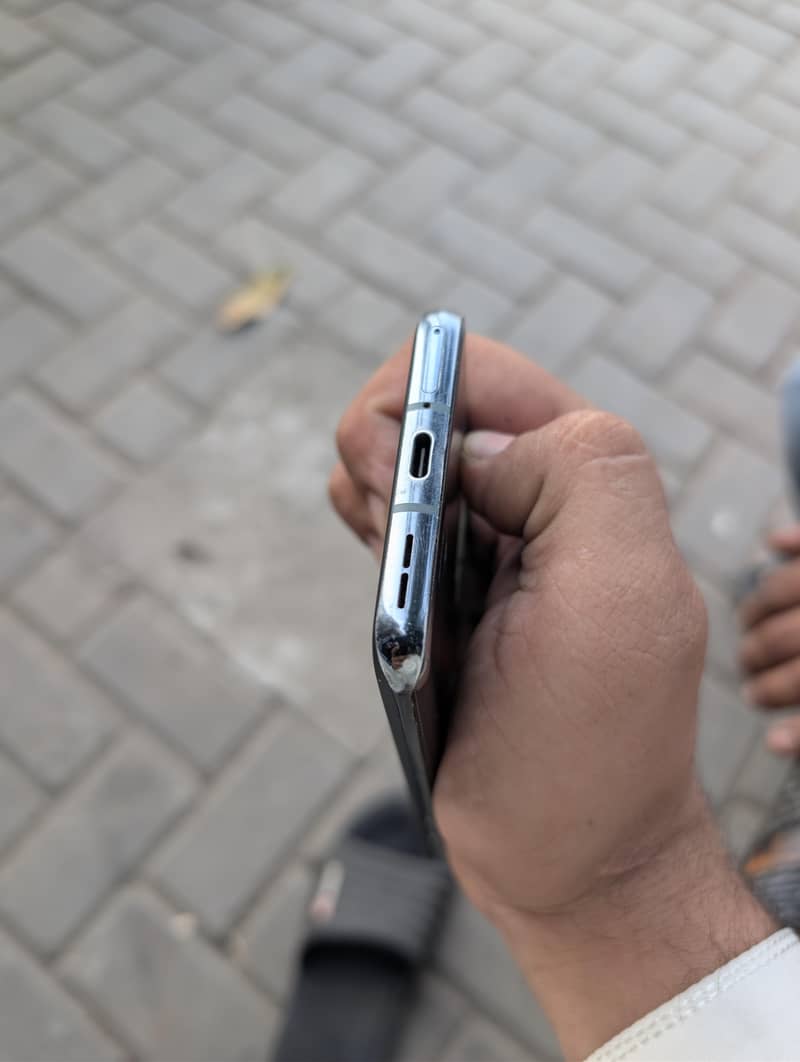 One Plus 9 Pro 4