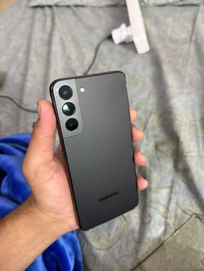 Samsung Mobile S22 Plus