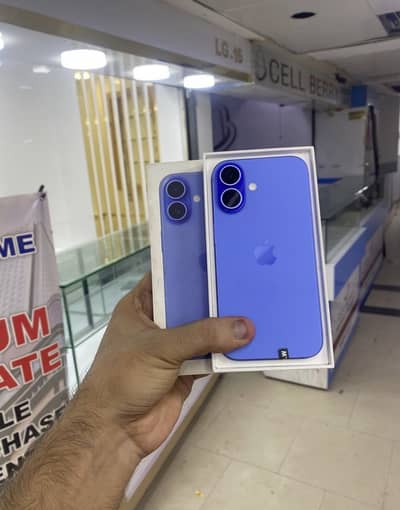 Apple iPhone 16