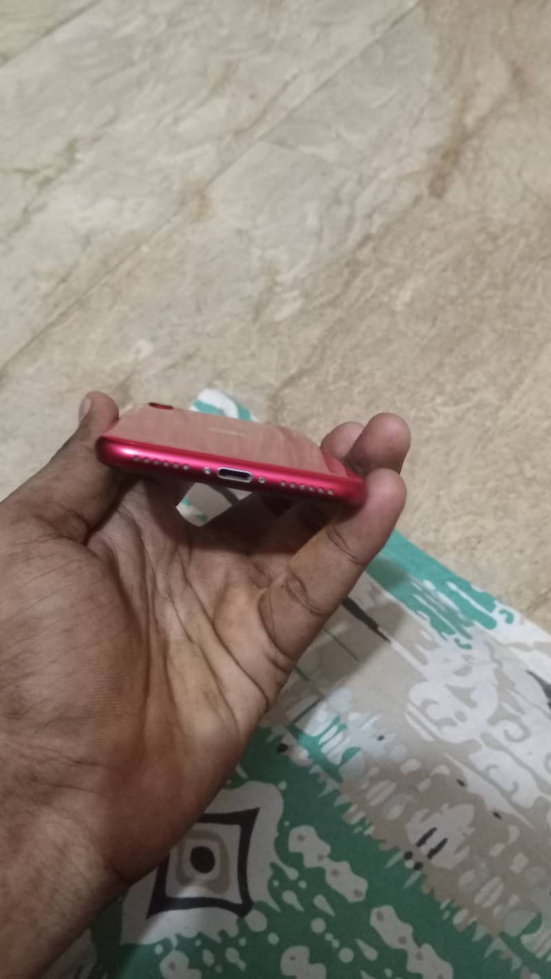 Apple iPhone SE 4