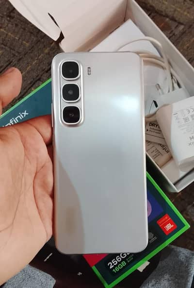 Infinix hot 60 pro plus