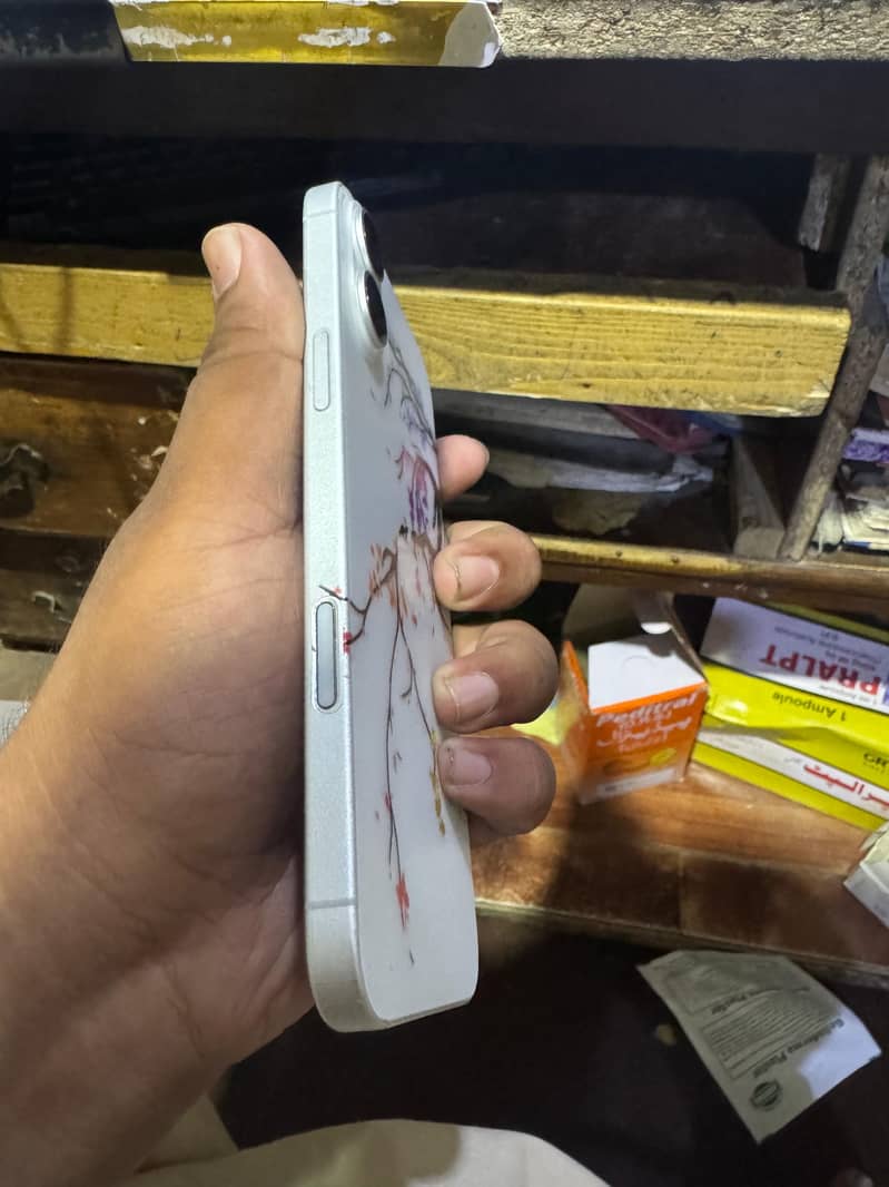 Apple iPhone 16 plus jv Model 2