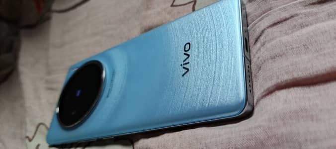 Vivo X100