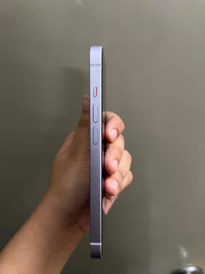 Apple iPhone 14