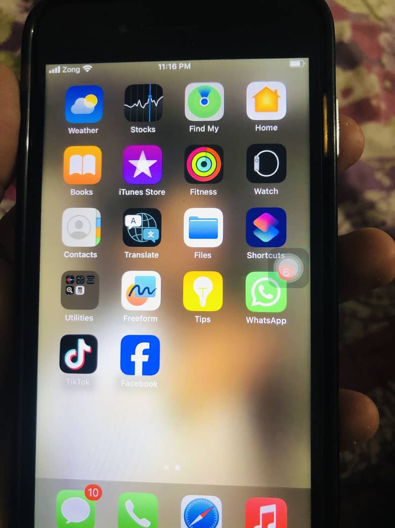 Apple iPhone 8 Plus 2