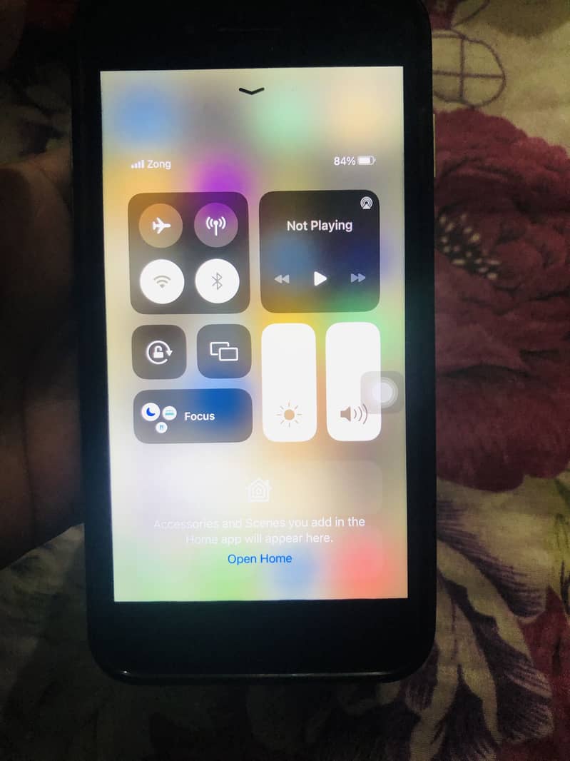 Apple iPhone 8 Plus 3
