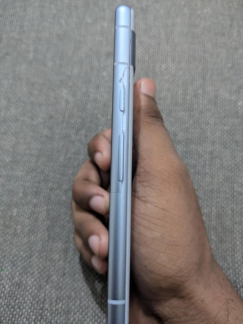 Google Pixel 7a 3