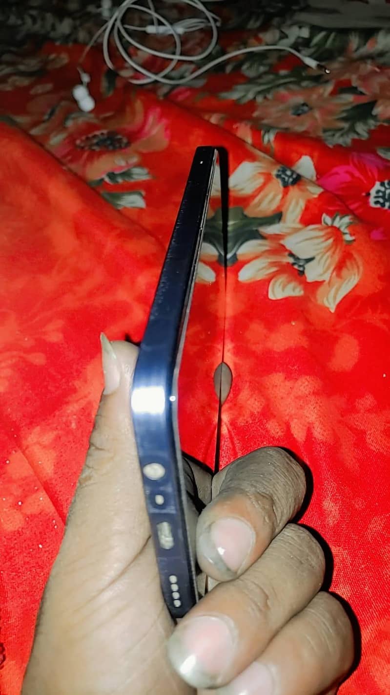 Realme Note 60 0