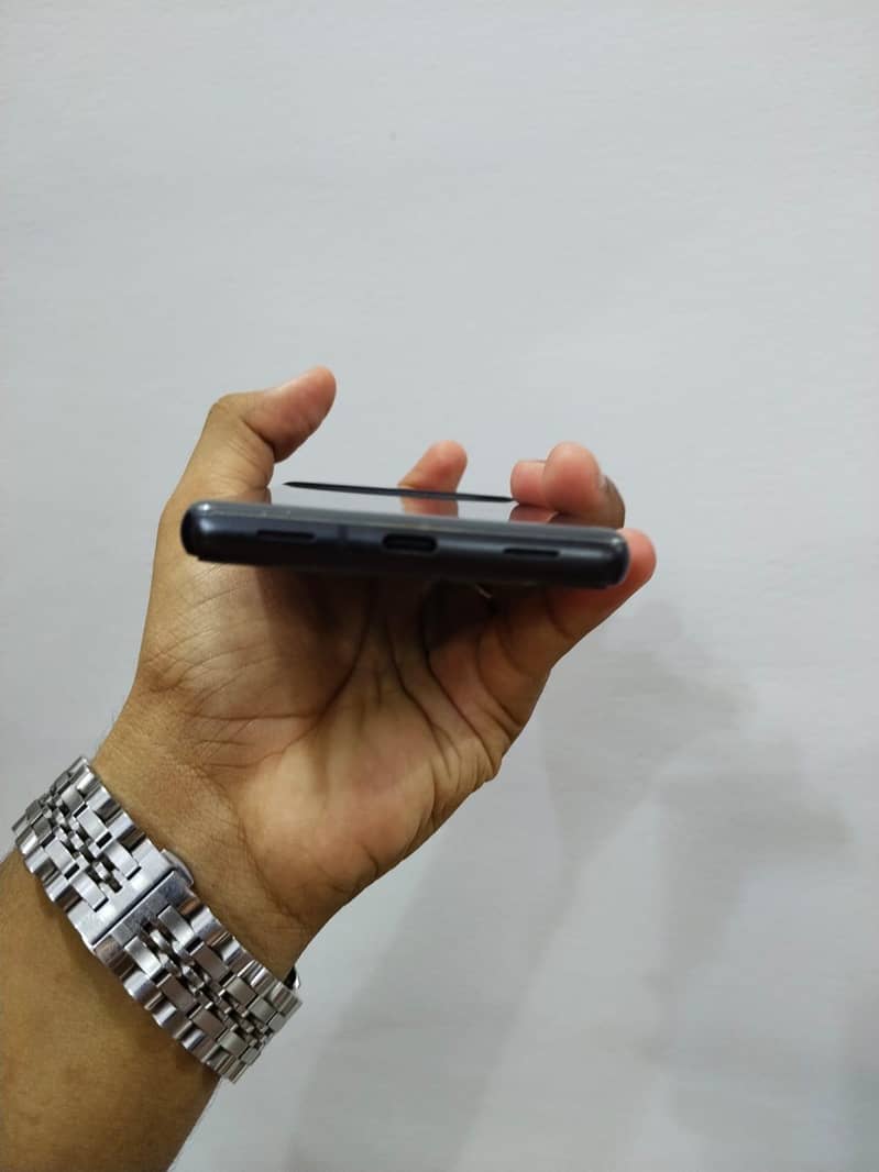 Google Pixel 7a 3
