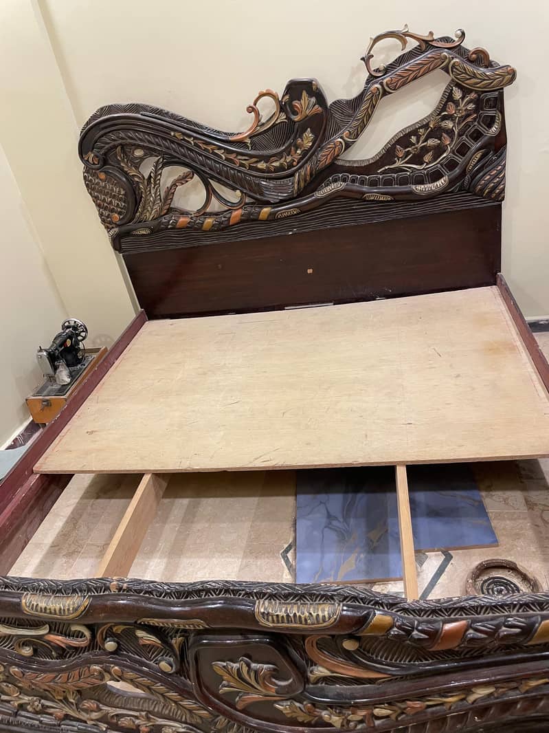 Kingsize Bed 1