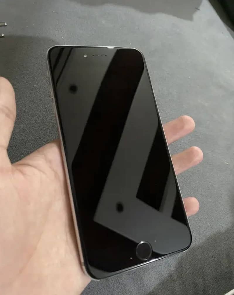 Apple iPhone 6 Plus 2