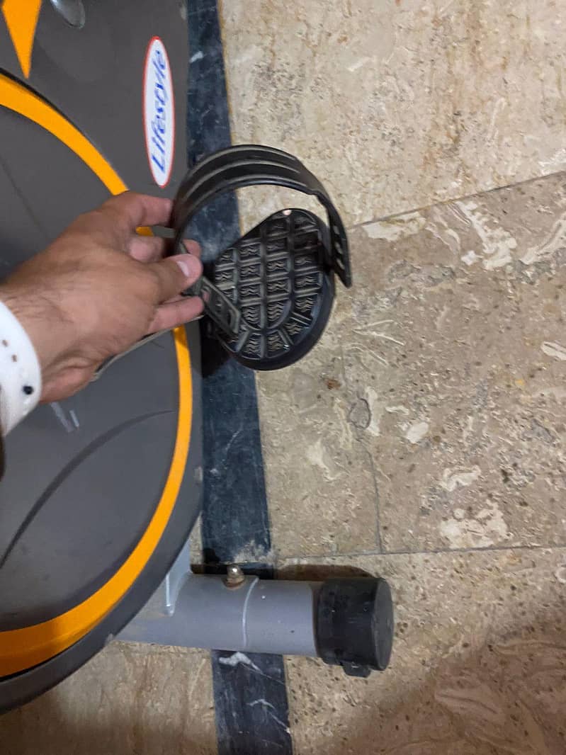 Running cycle machine 3
