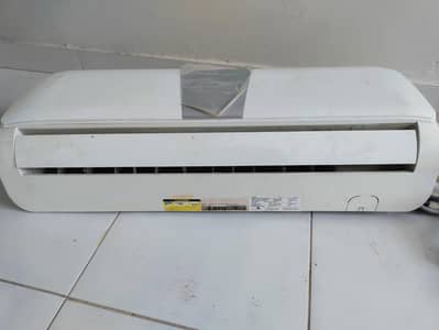 non inverter Heir split Ac 1 ton
