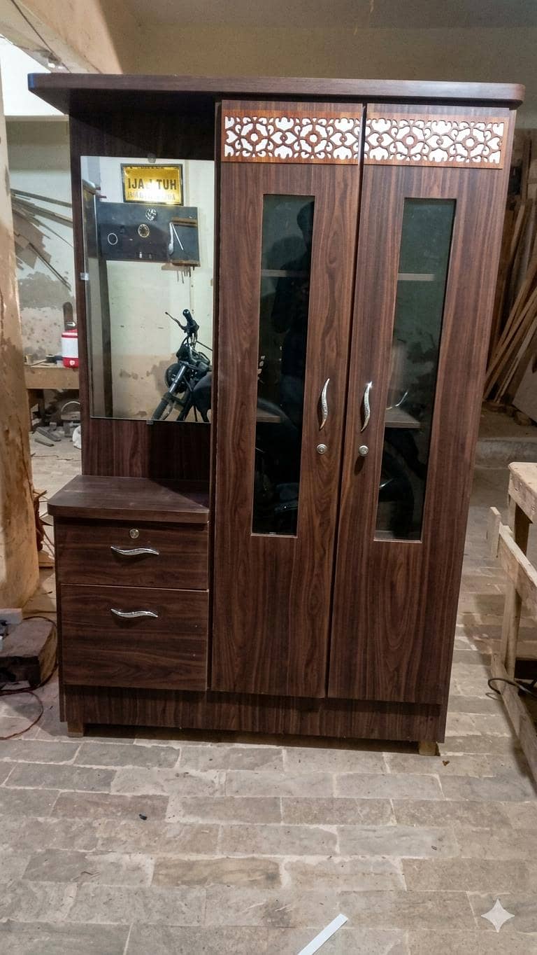 New MULTI PURPOSE SHOWCASE & DRESSING TABLE 0
