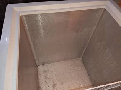 10 by 09 condition Haier d freez
