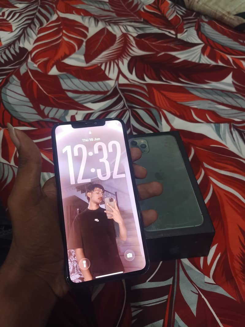 iPhone 11 Pro Max 10