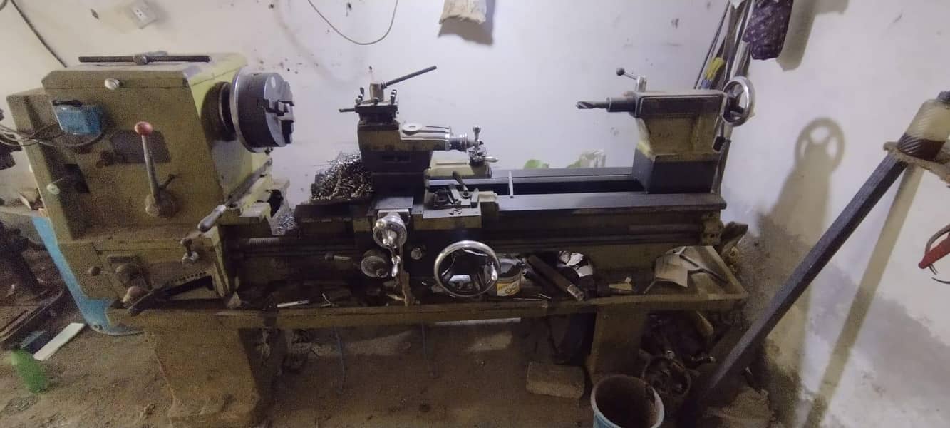 lathe machine 0