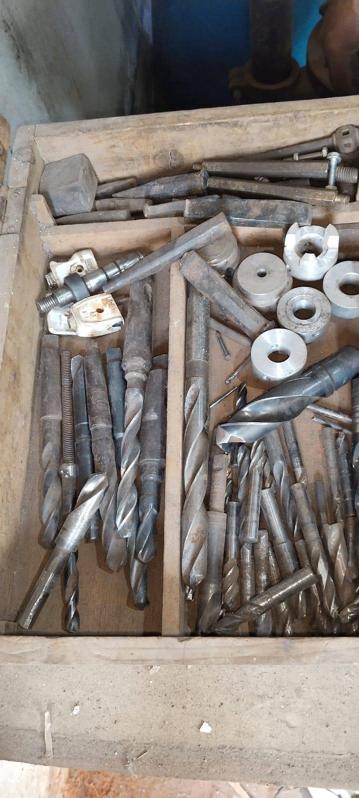 lathe machine 9