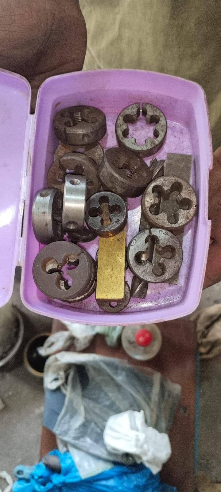 lathe machine 10