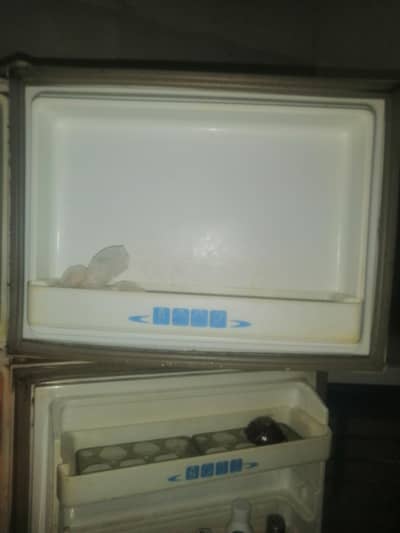 dawlance fridge middum size 03254675868 WhatsApp call