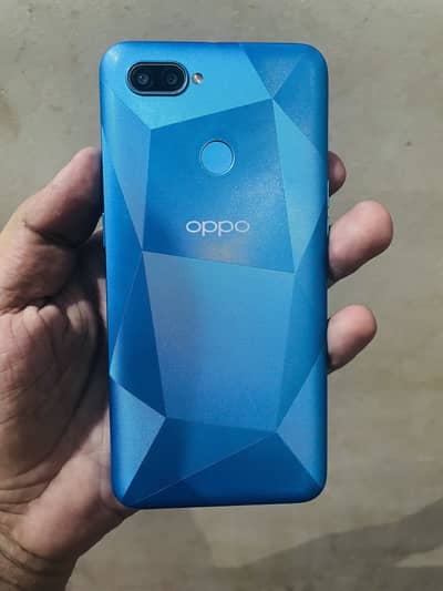 OPPO A12