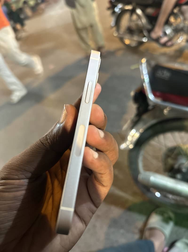 iPhone 12 Mini 5
