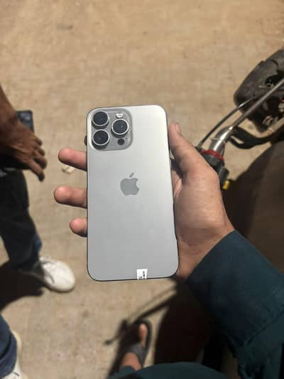 Apple iPhone 15 Pro Max