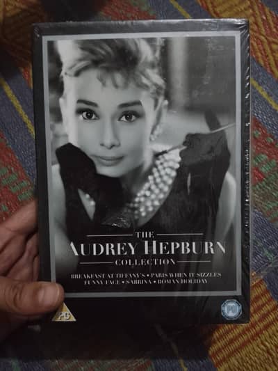 urgently sale 5 pack DVDs BULK
