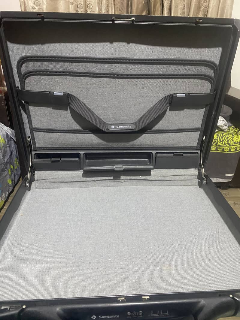 Attache case  / bag 7