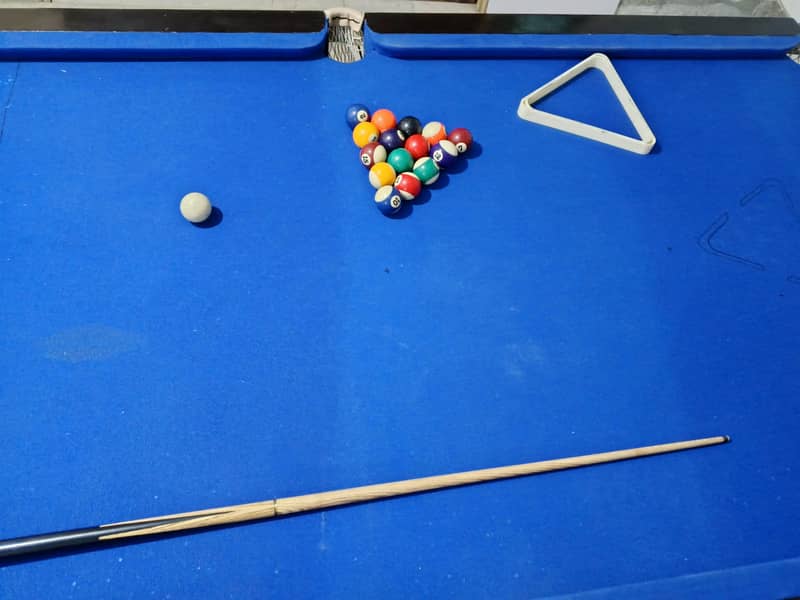 8 ball pool table 2