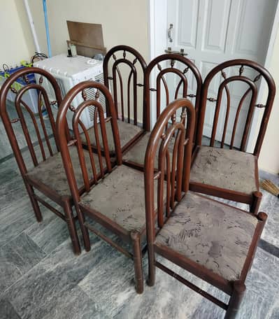 6 person Dining Table