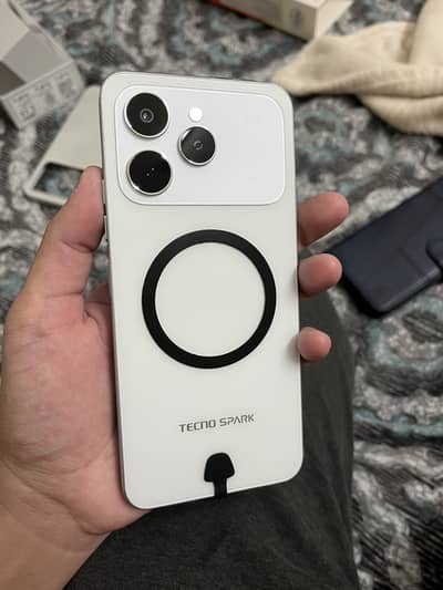Tecno Spark 40