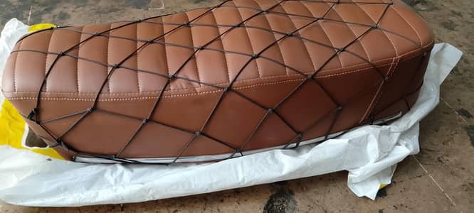 Honda cg 125 madicated seat