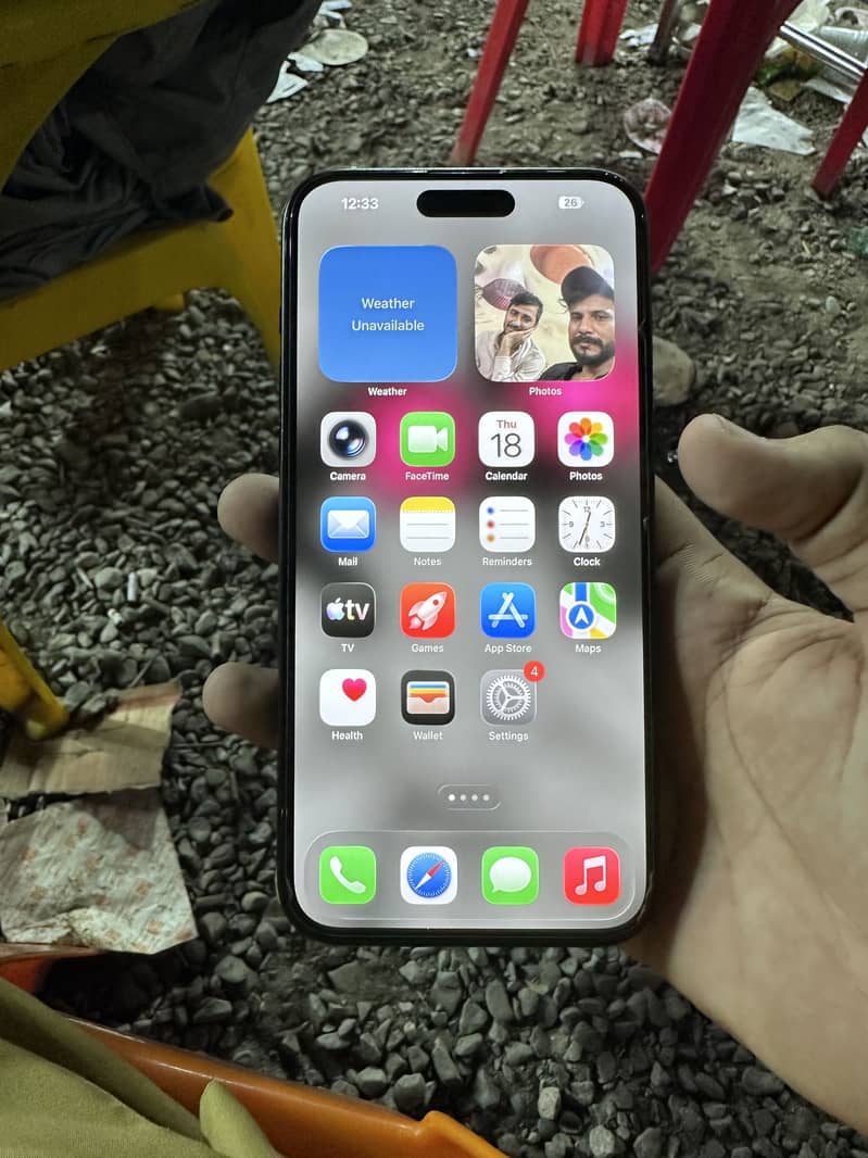 Apple iPhone 15 plus 3