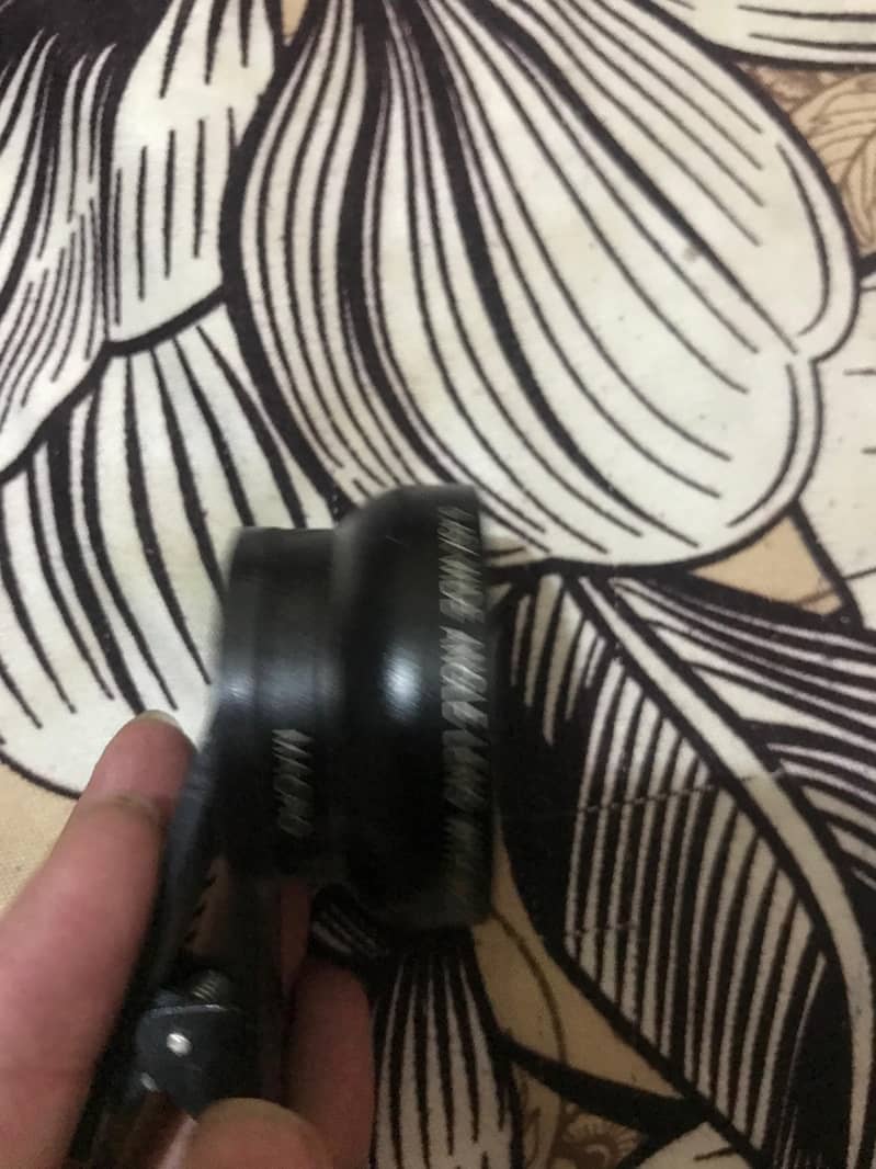 MACRO 1