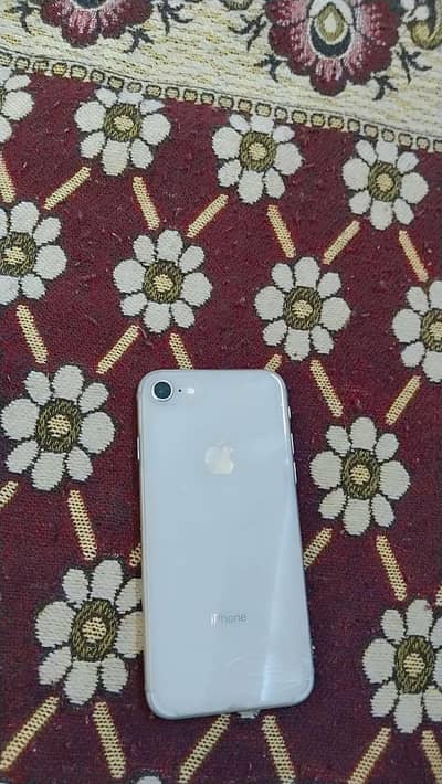 Apple iPhone 8