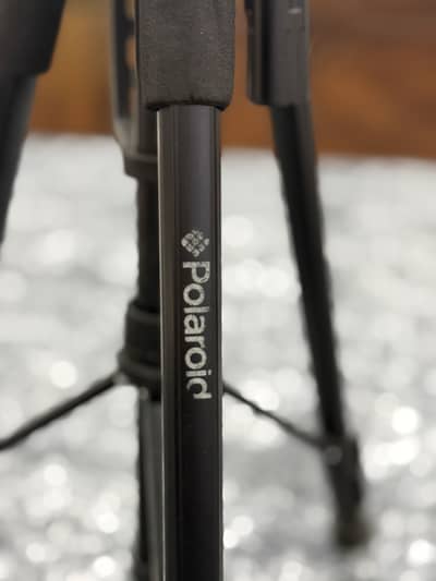 DSLR tripod Polaroid 3 legged 360* rotatable Slightly used