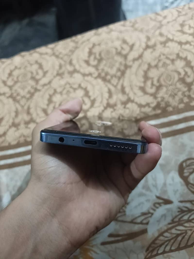 Tecno CAMON 20 2