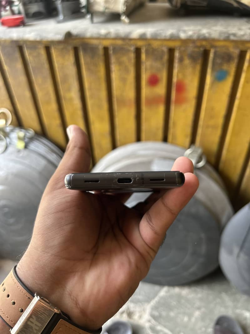 Google Pixel 7a 2