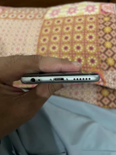 Apple iPhone 6S