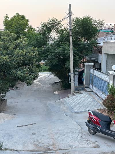 Gulshanabad sector 1 10 Marla plot For Sale Highted location solid land