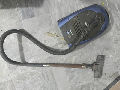Vaccum cleaner