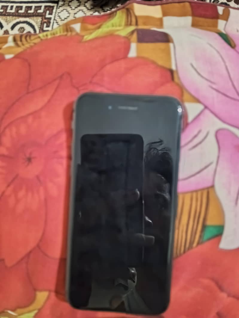 Apple iPhone 8 2