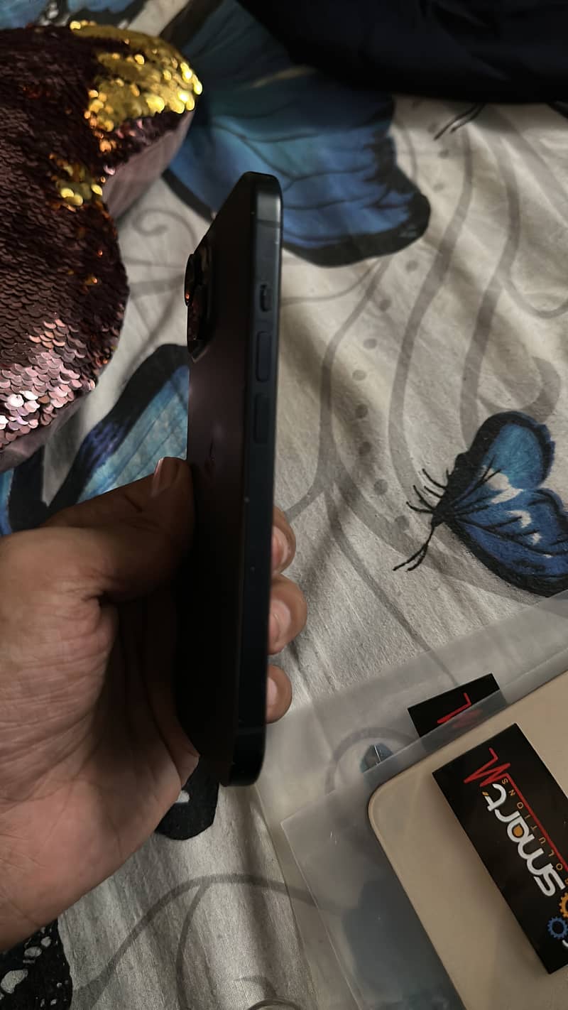 Apple iPhone 15 0