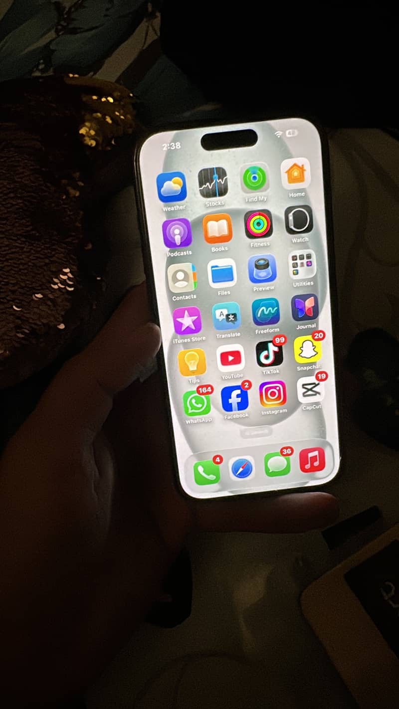 Apple iPhone 15 2
