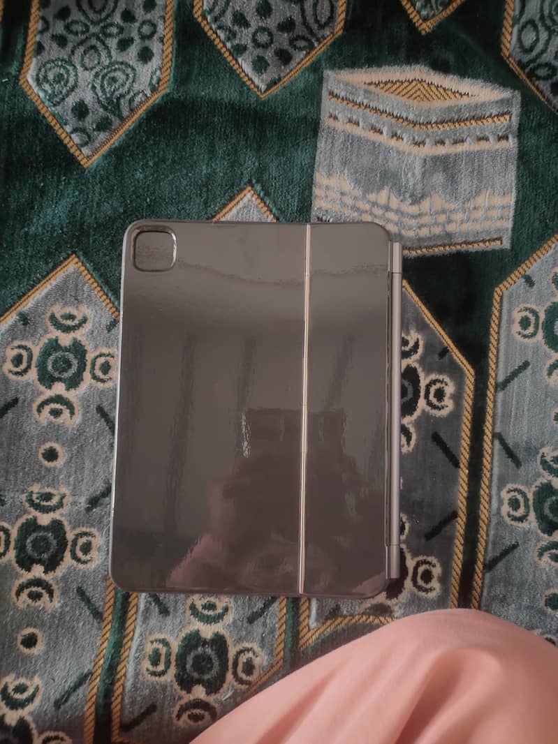 magic keyboard case pro 11 7