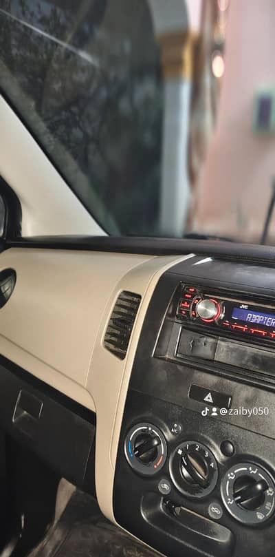Suzuki Wagon R 2015