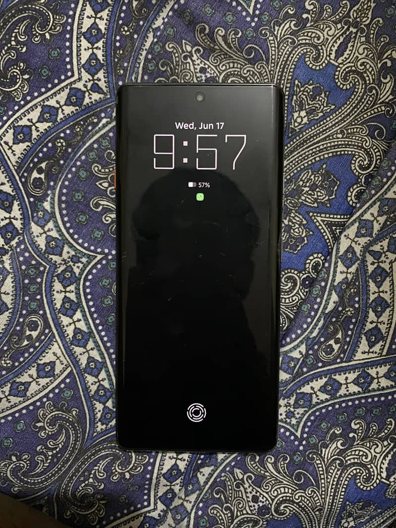 Tecno CAMON 40 Pro 1