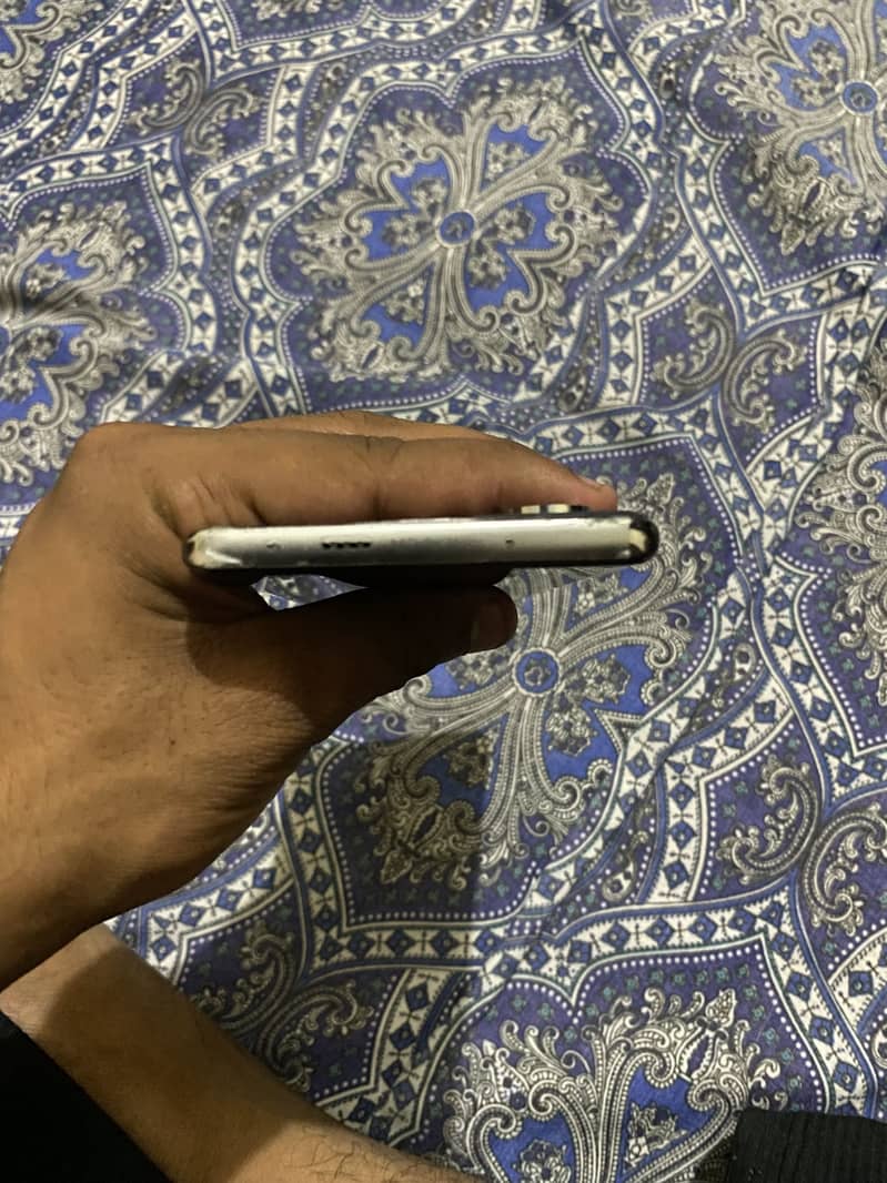 Tecno CAMON 40 Pro 5